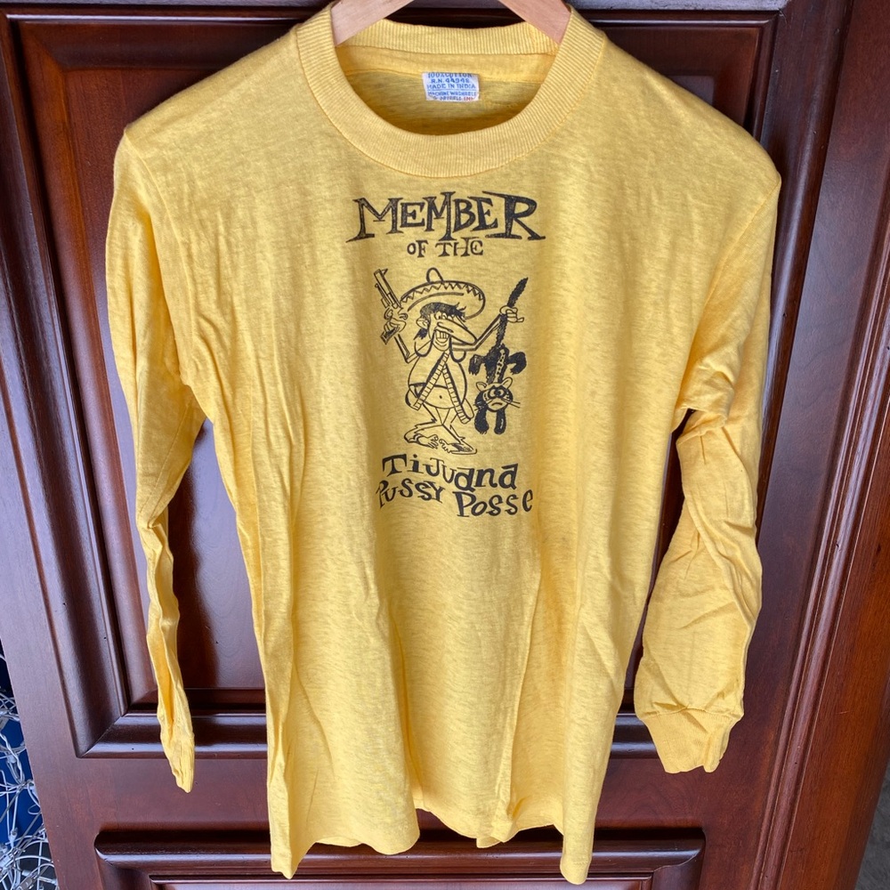 Vintage 70’s Member Of The Tijuana Pu*sy Posse Leo DiCaprio Graphic Tee Shirt